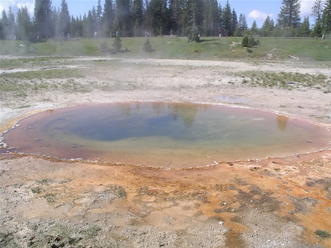 images/F- West Thumb Geyser Basin (2).jpg